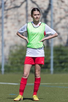 Bild 118 - wCJ Germania Schnelsen - Walddoerfer SV : Ergebnis: 0:6